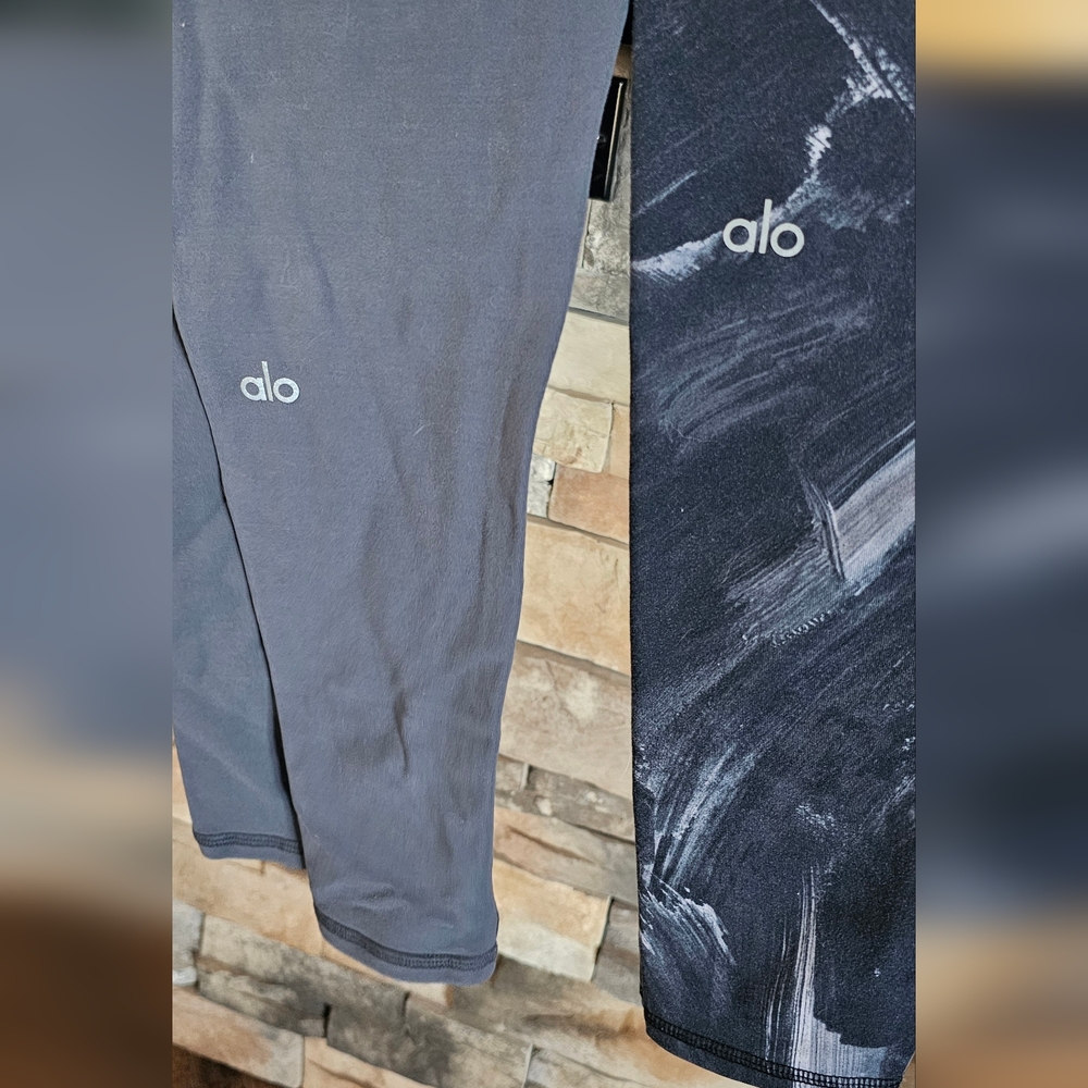 ALO Yoga Black & Charcoal Leggings Duo